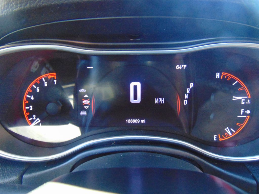 Photo 13 of this DODGE DURANGO SXT+