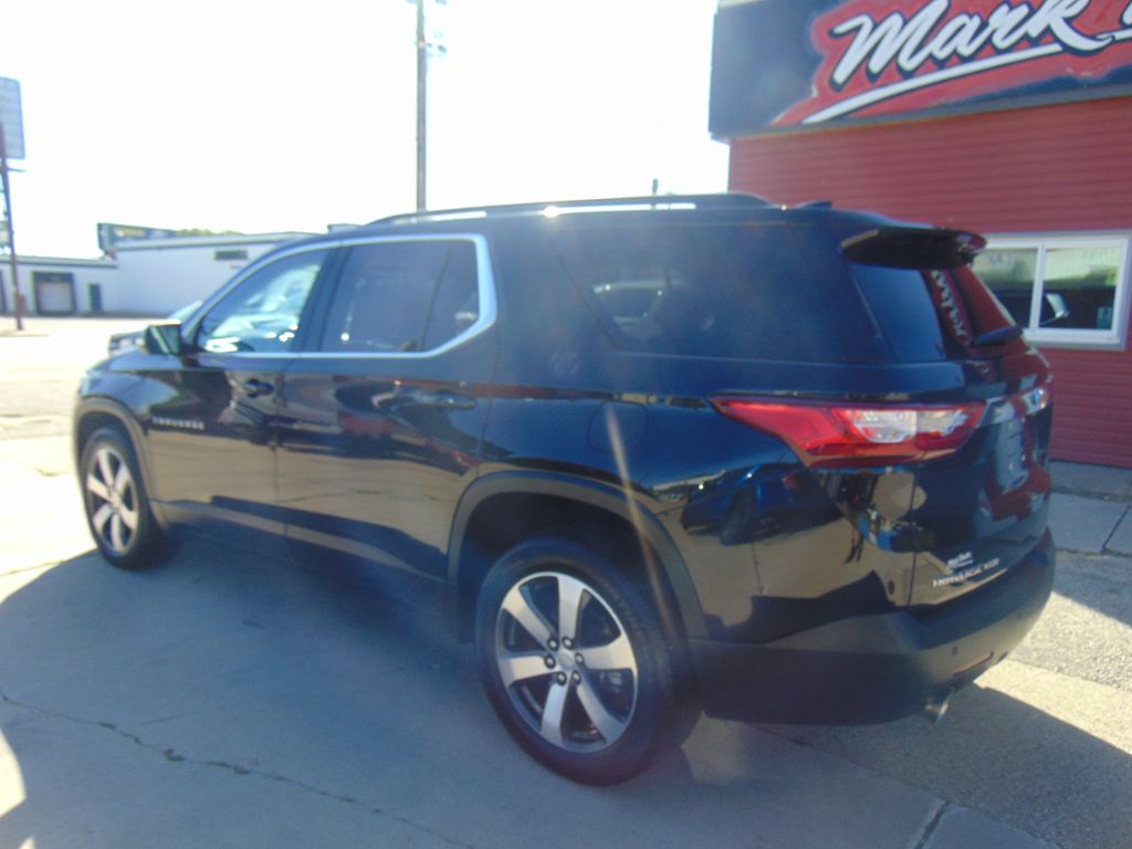 Photo 7 of this CHEVROLET TRAVERSE 3LT