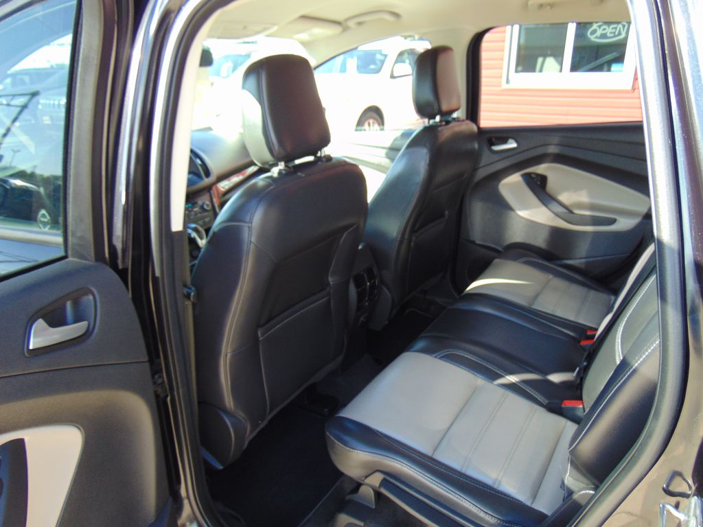 Photo 9 of this FORD ESCAPE SEL