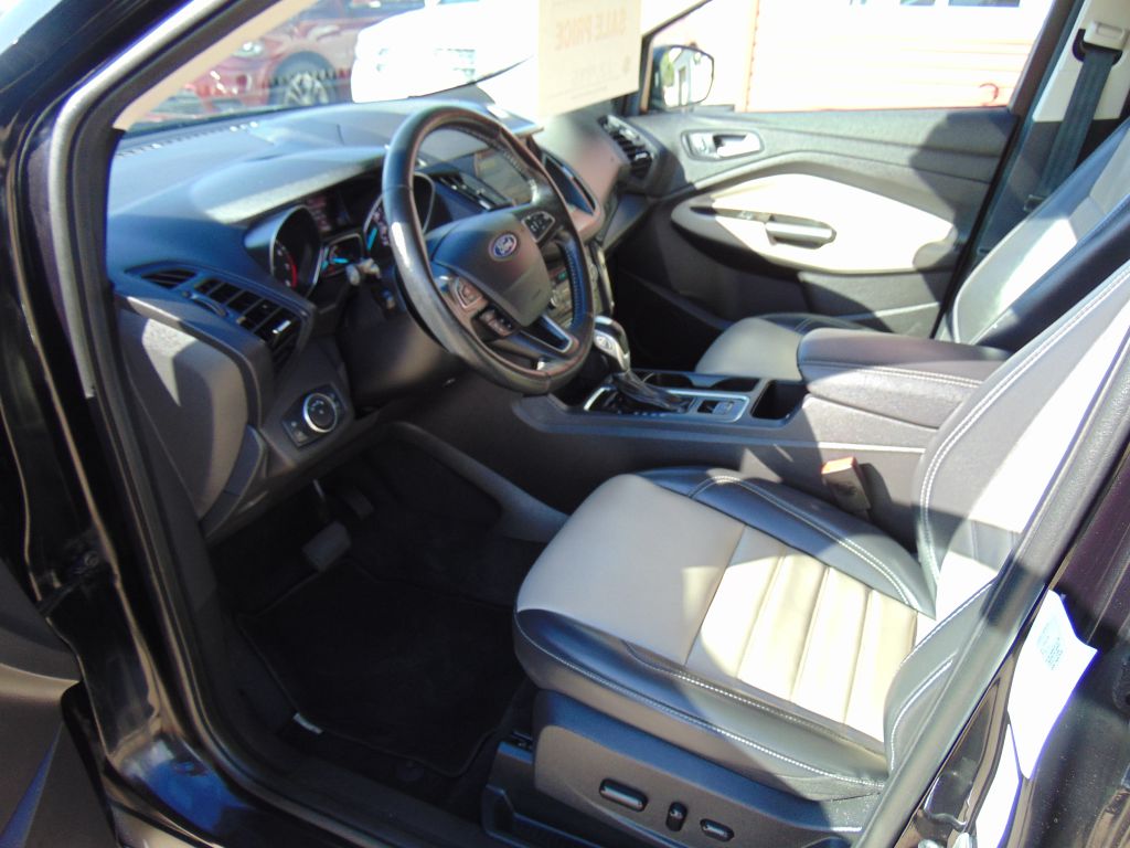 Photo 12 of this FORD ESCAPE SEL