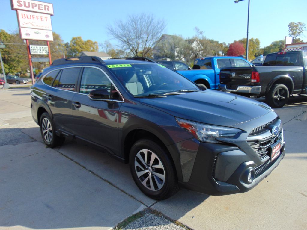 Photo 3 of this SUBARU OUTBACK PREMIUM