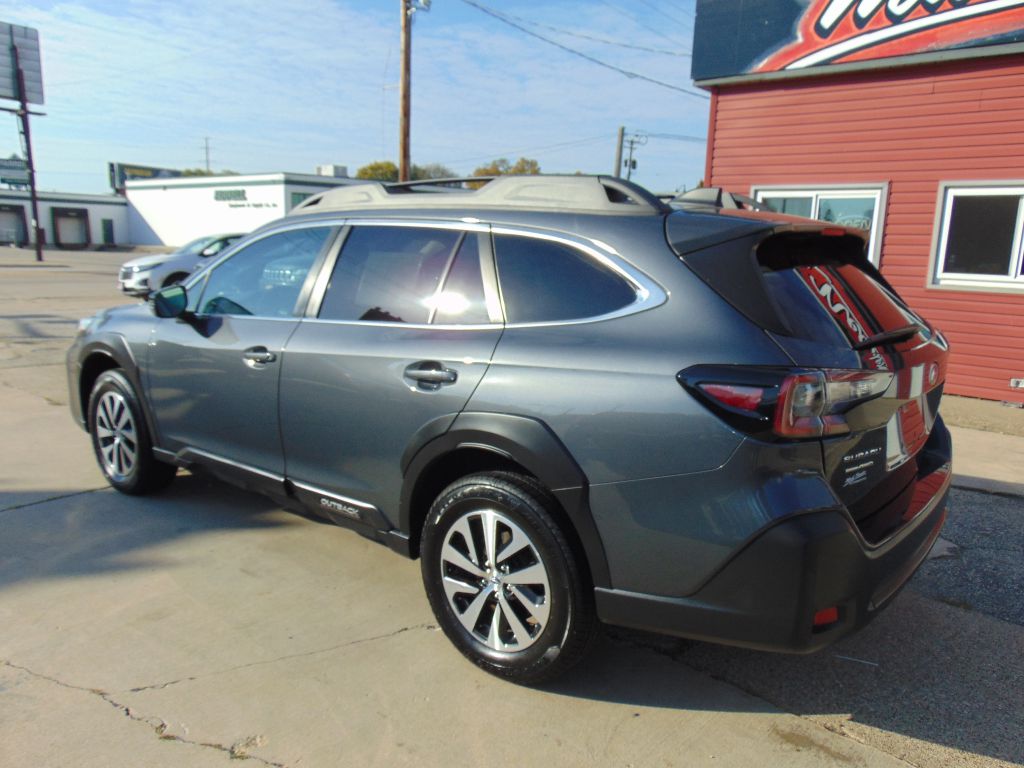 Photo 7 of this SUBARU OUTBACK PREMIUM