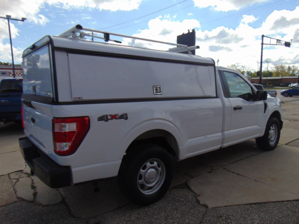 Photo 5 of this FORD F150 XL
