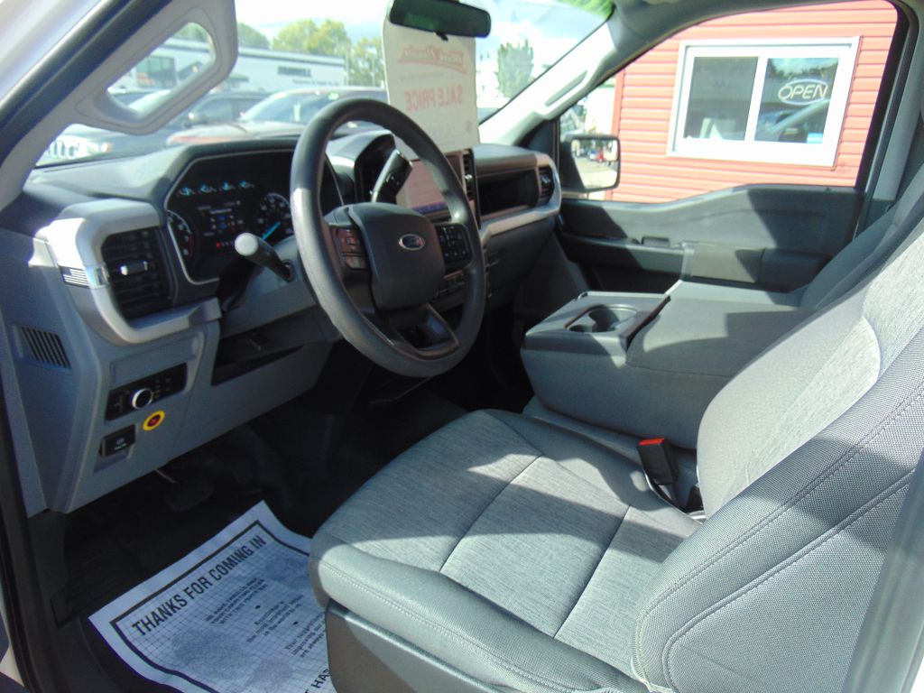 Photo 9 of this FORD F150 XL
