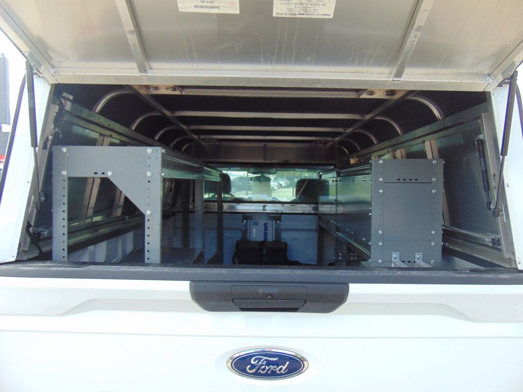 Photo 12 of this FORD F150 XL