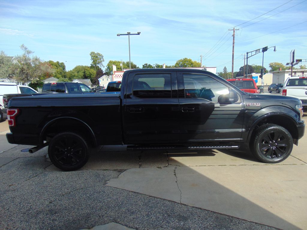 Photo 4 of this FORD F150 XLT SPORT