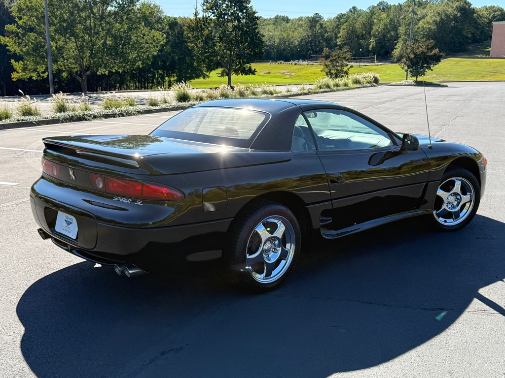 Photo 8 of this MITSUBISHI 3000 GT