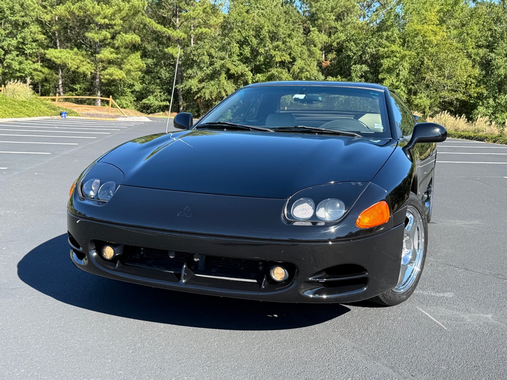 Photo 4 of this MITSUBISHI 3000 GT