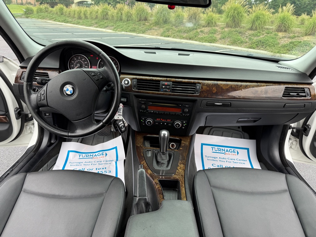 Photo 14 of this BMW 328