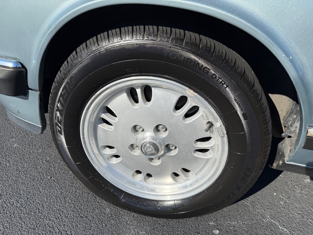 Photo 42 of this JAGUAR XJ6