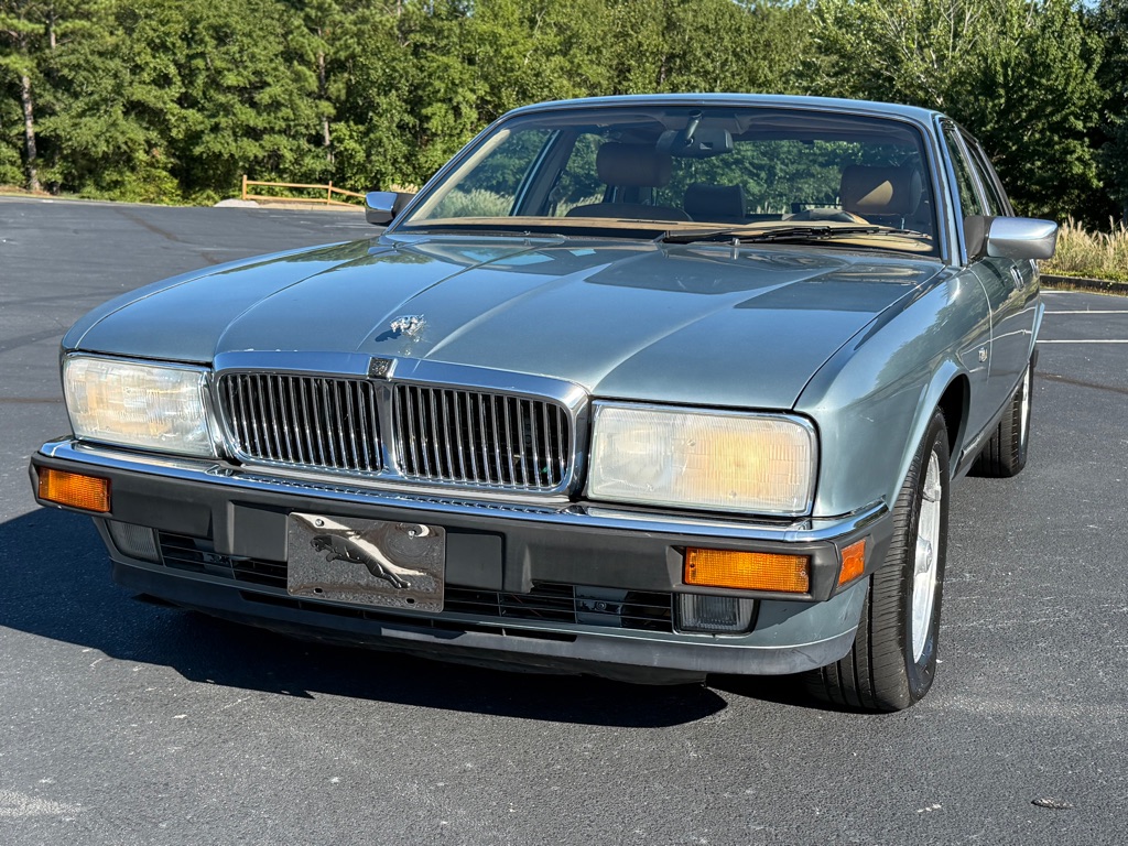 Photo 5 of this JAGUAR XJ6