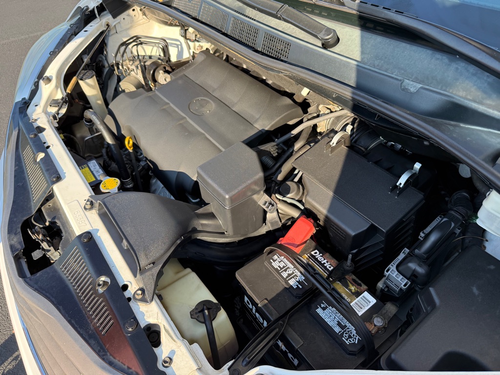 Photo 33 of this TOYOTA SIENNA