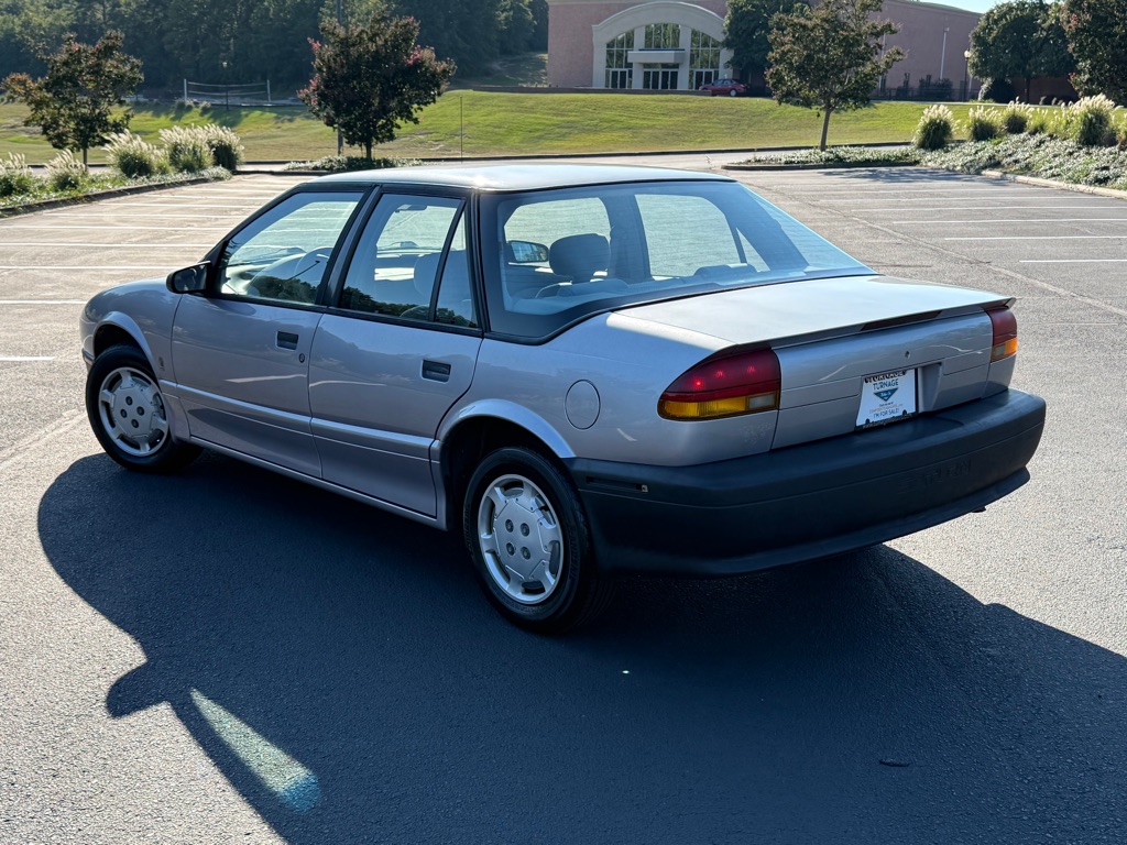 Photo 12 of this SATURN SL1