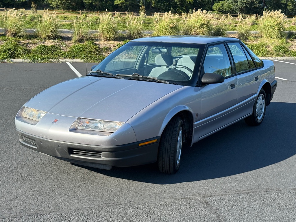 Photo 6 of this SATURN SL1