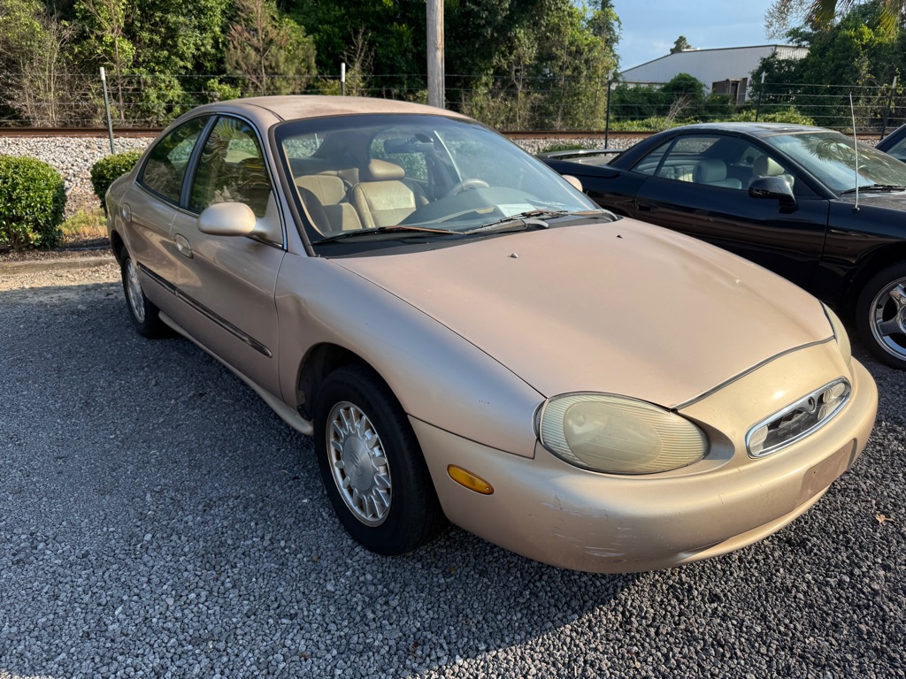 Photo 3 of this MERCURY SABLE
