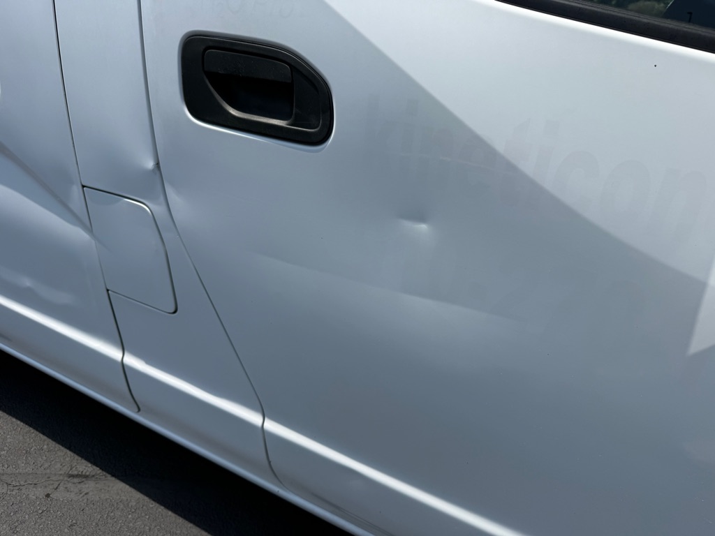 Photo 44 of this NISSAN NV200