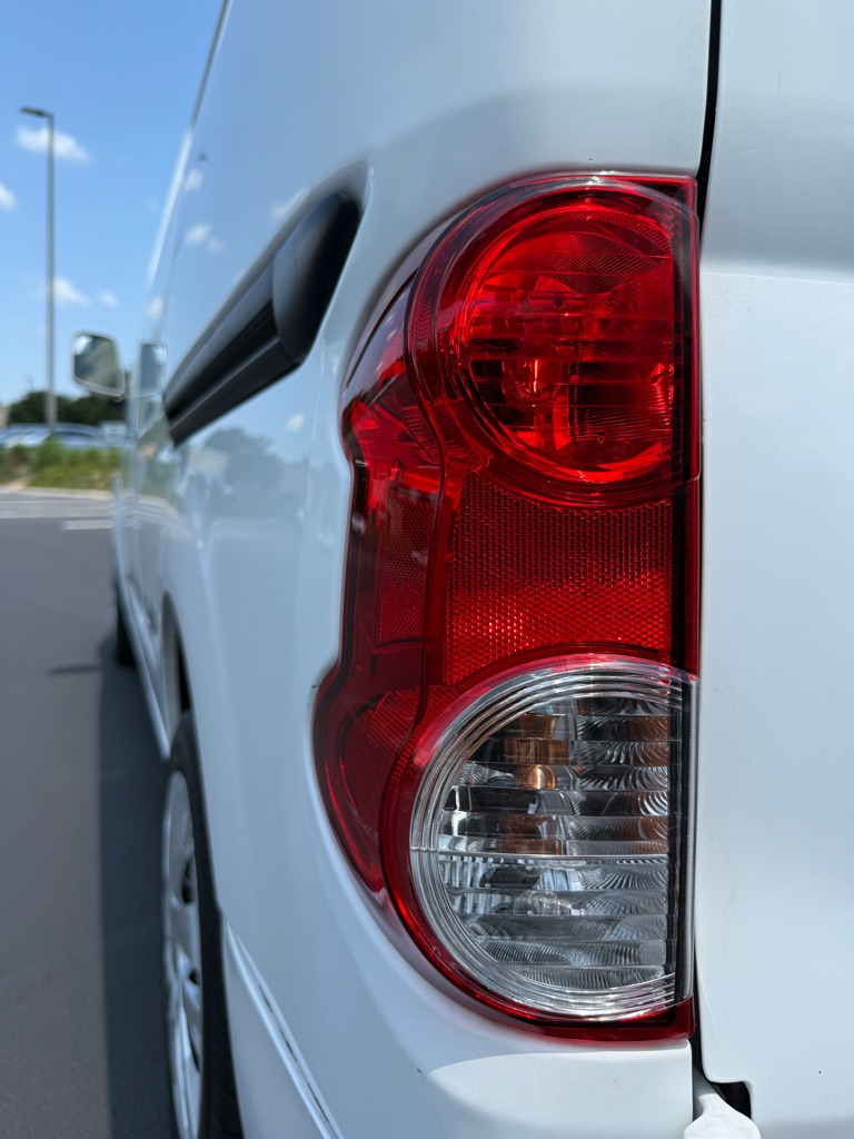Photo 34 of this NISSAN NV200