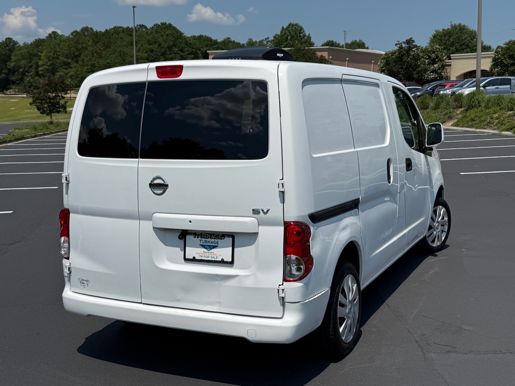 Photo 7 of this NISSAN NV200