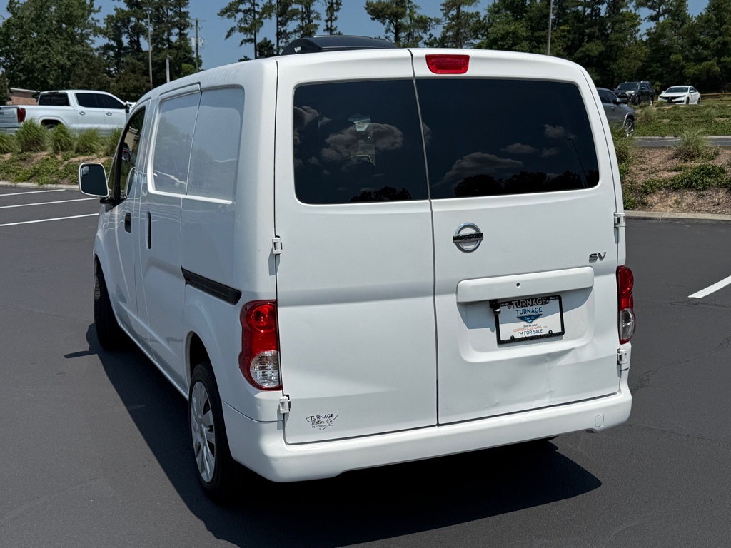 Photo 8 of this NISSAN NV200