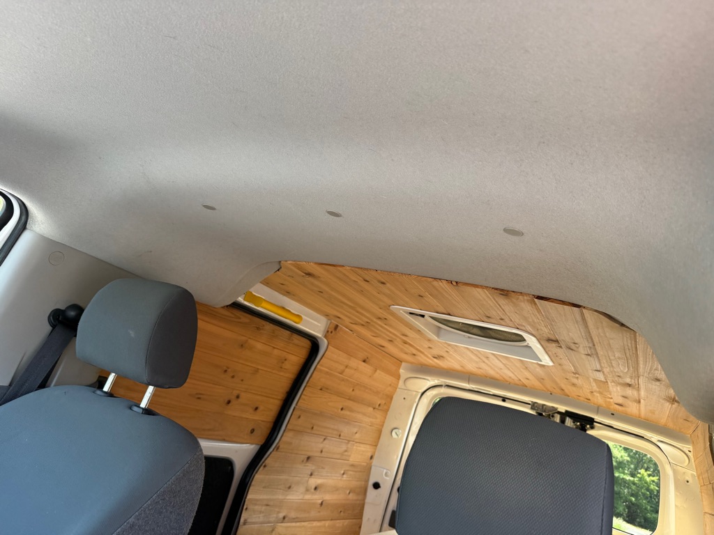Photo 29 of this NISSAN NV200