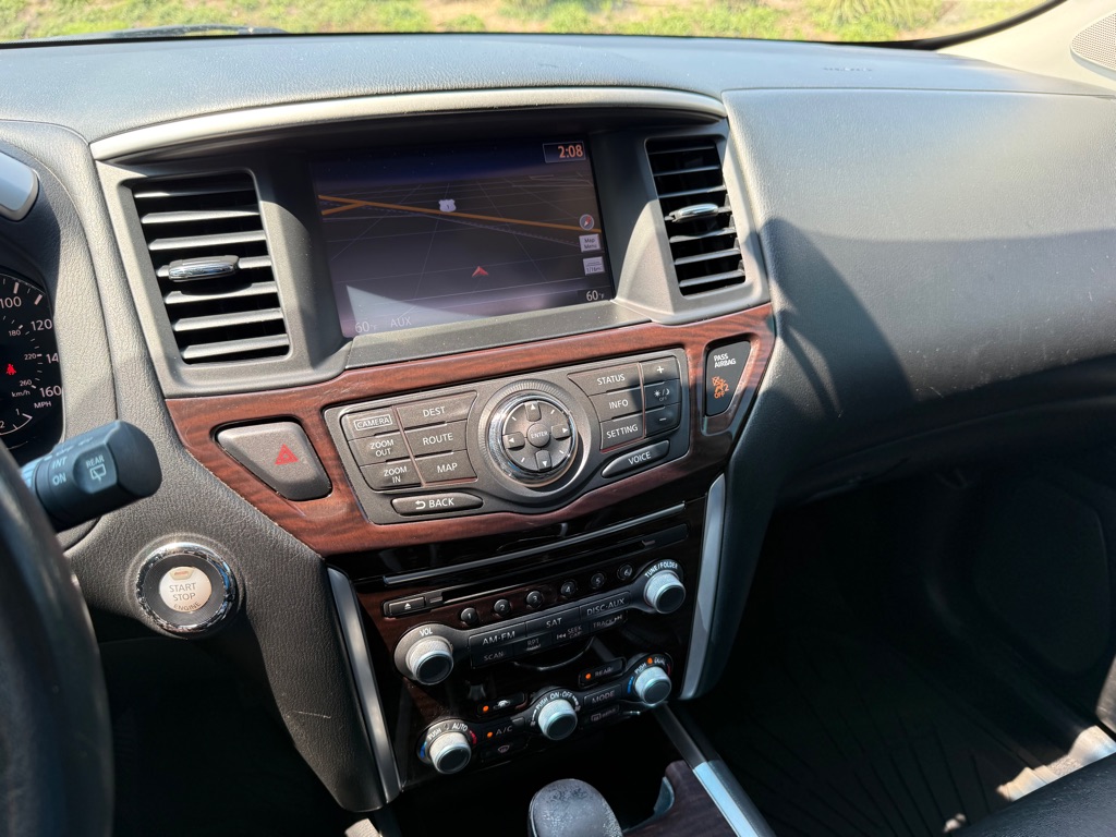 Photo 25 of this NISSAN PATHFINDER