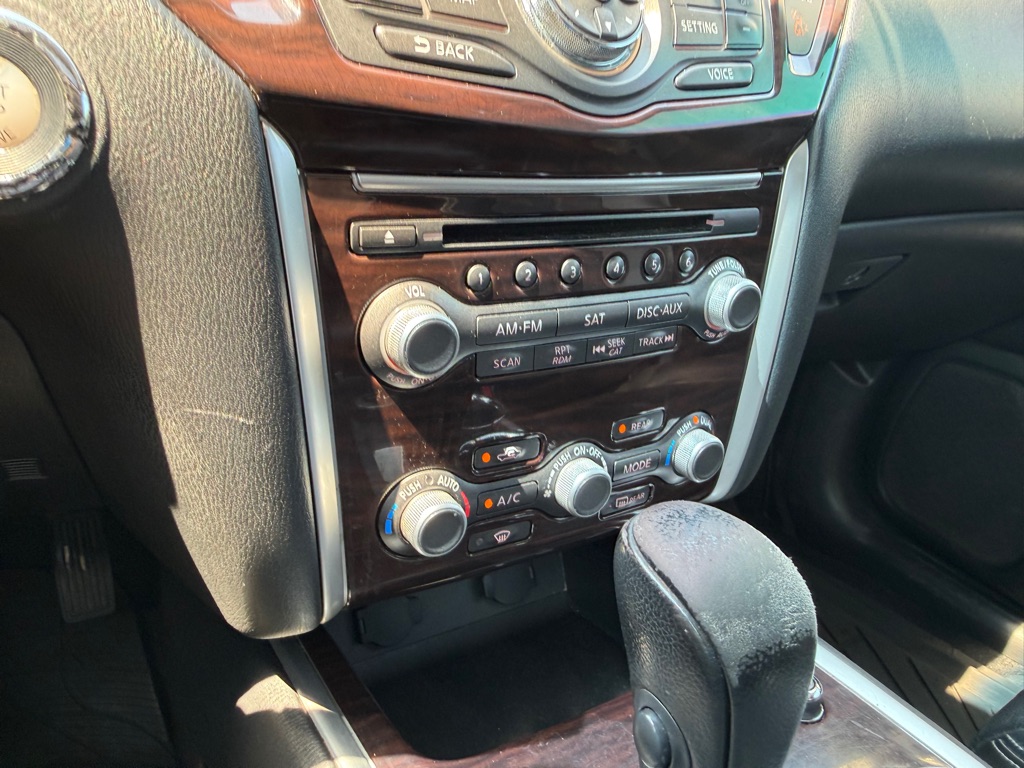 Photo 28 of this NISSAN PATHFINDER