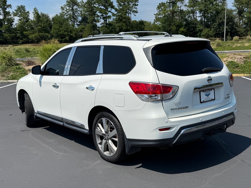Photo 11 of this NISSAN PATHFINDER