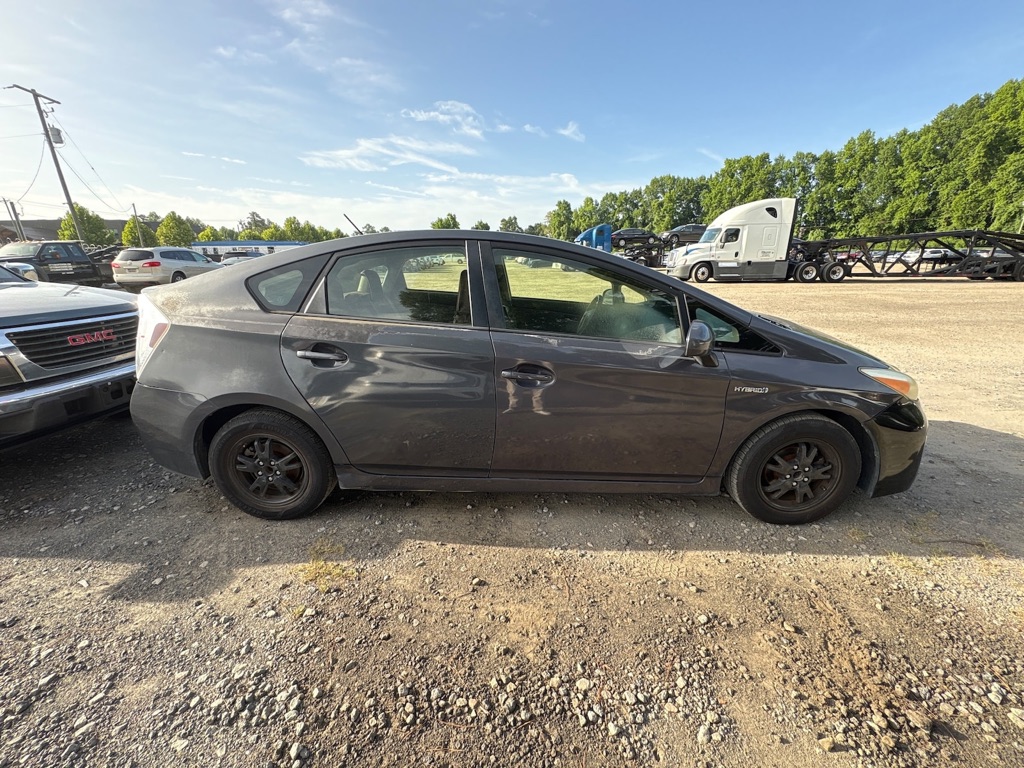 Photo 8 of this TOYOTA PRIUS