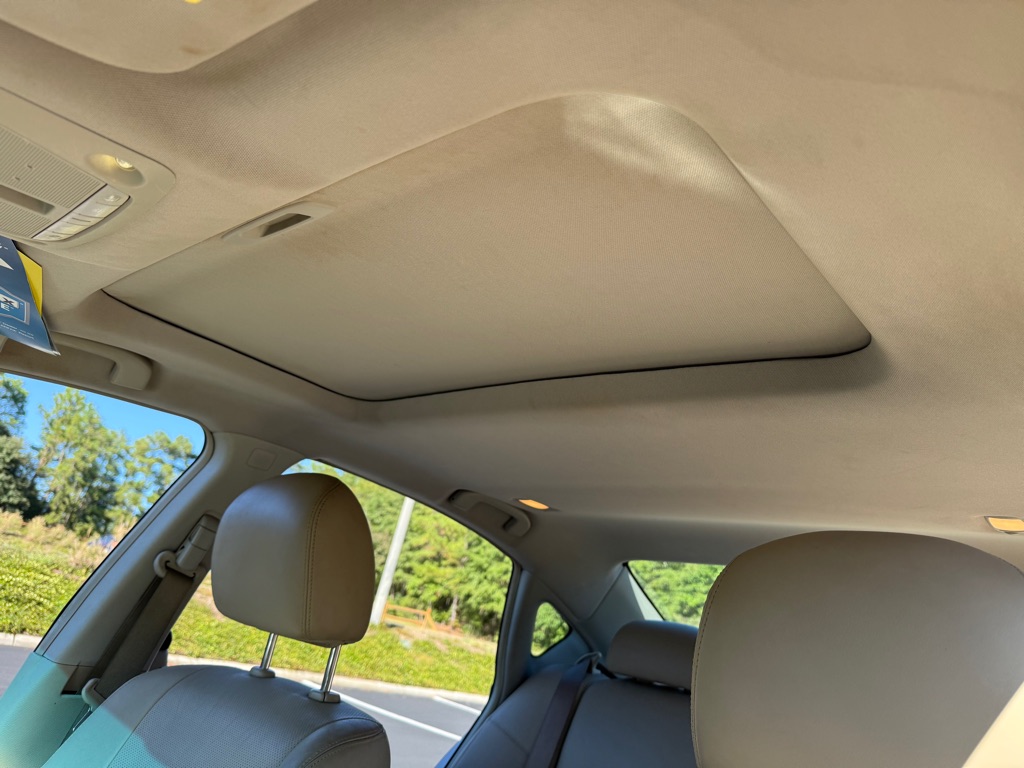 Photo 24 of this NISSAN ALTIMA