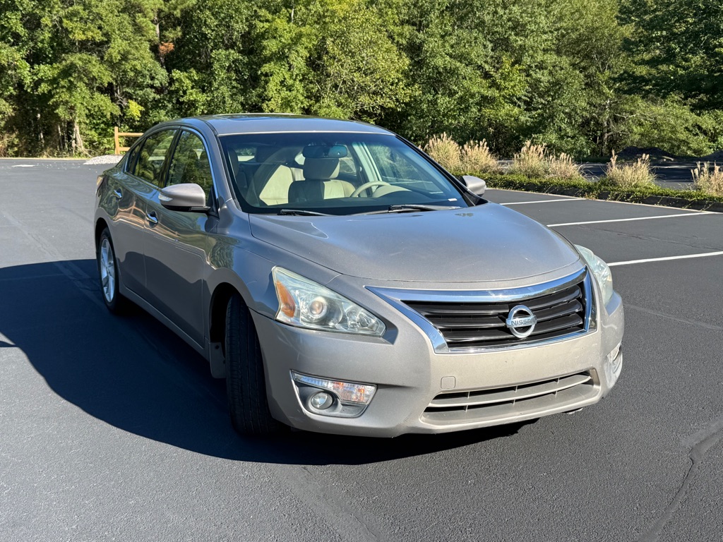 Photo 4 of this NISSAN ALTIMA