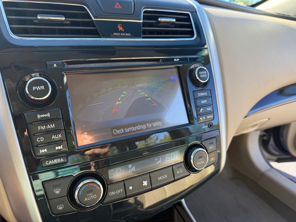 Photo 25 of this NISSAN ALTIMA