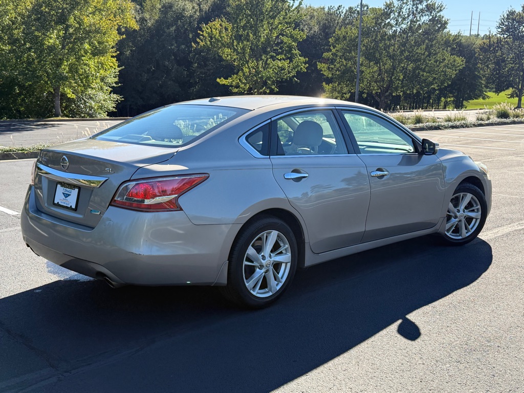 Photo 6 of this NISSAN ALTIMA