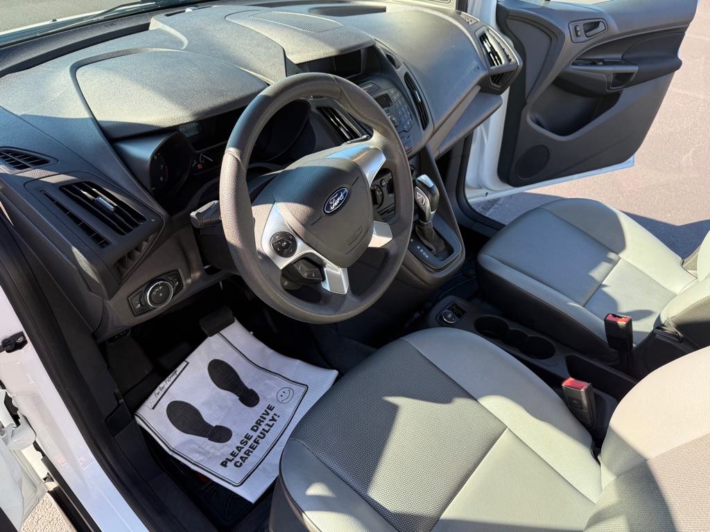 Photo 11 of this FORD TRANSIT CONNECT