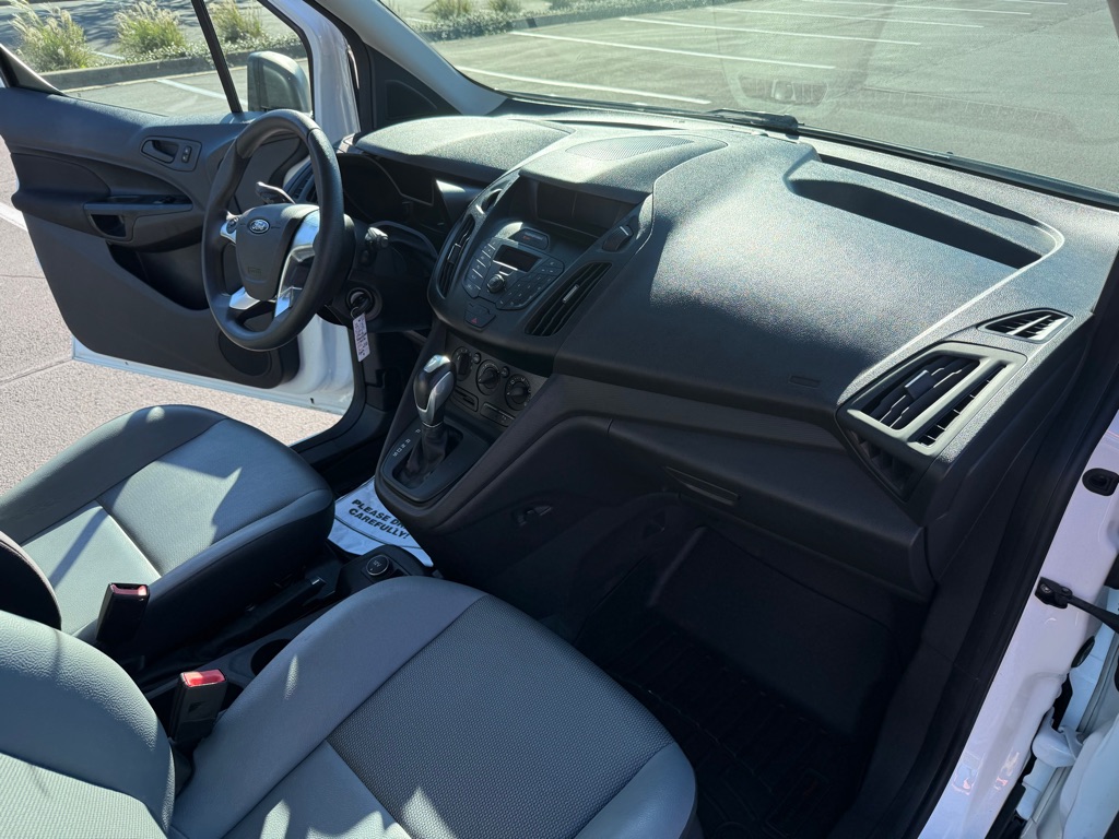 Photo 14 of this FORD TRANSIT CONNECT