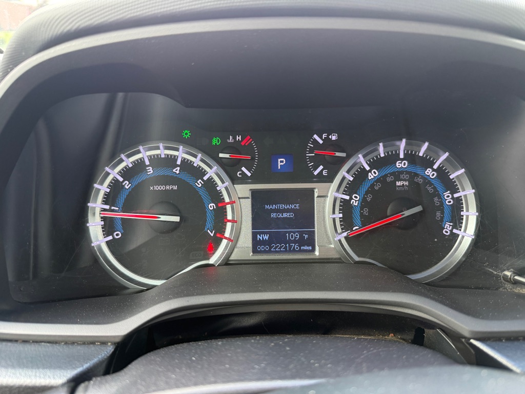 Photo 19 of this TOYOTA 4RUNNER