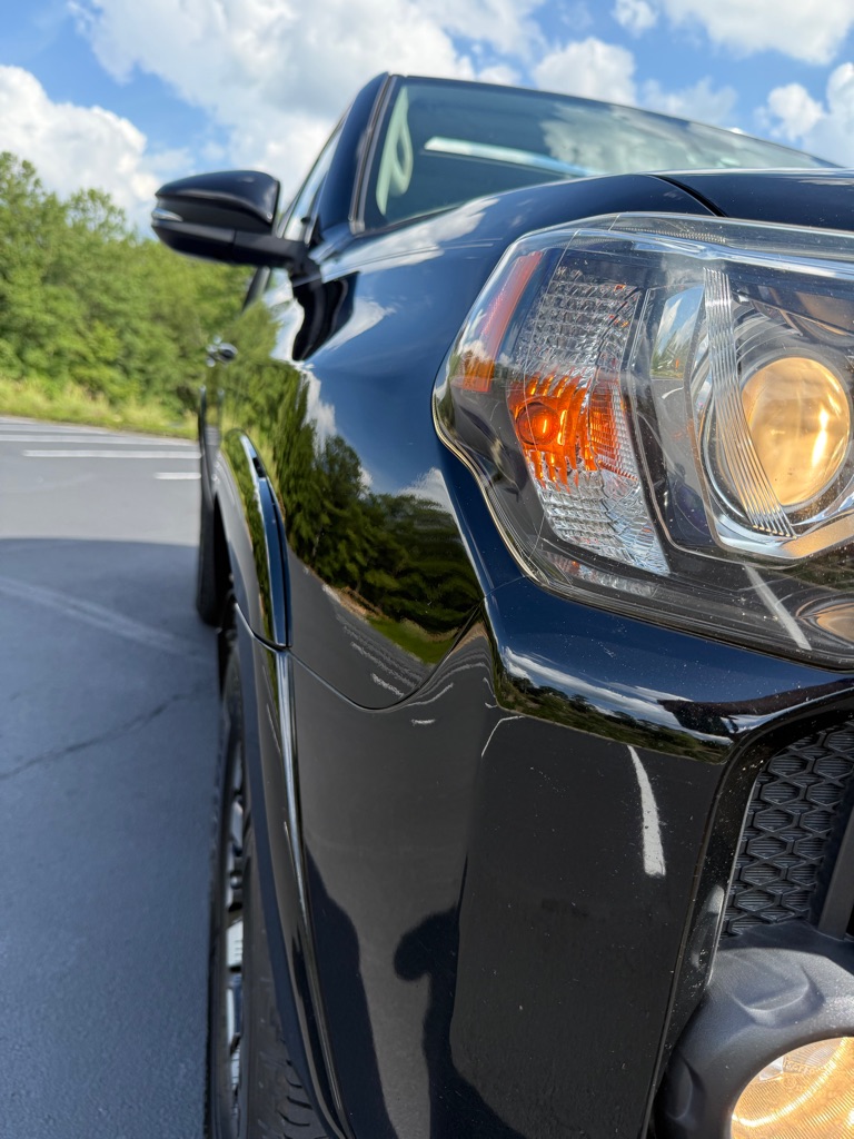 Photo 30 of this TOYOTA 4RUNNER