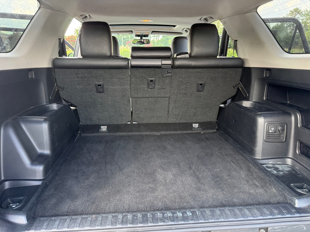 Photo 18 of this TOYOTA 4RUNNER
