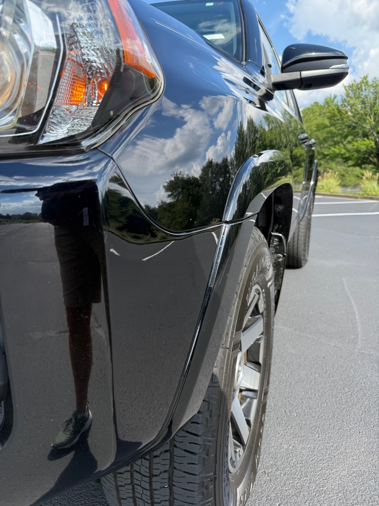 Photo 31 of this TOYOTA 4RUNNER