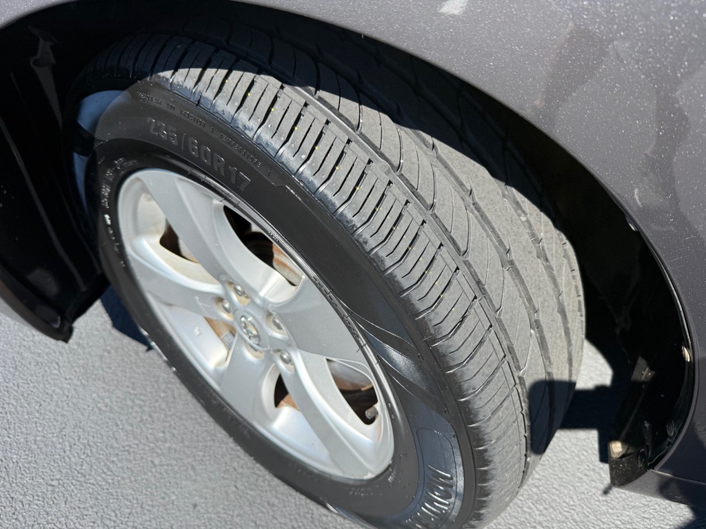 Photo 28 of this TOYOTA SIENNA
