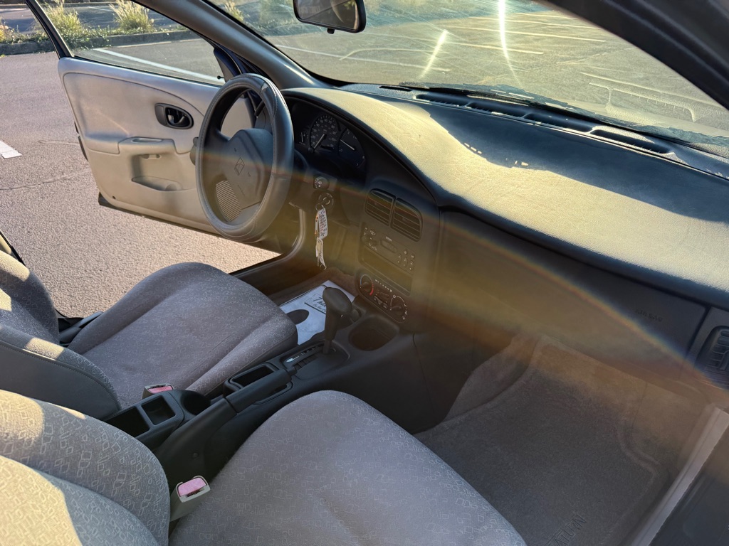 Photo 13 of this SATURN SL1