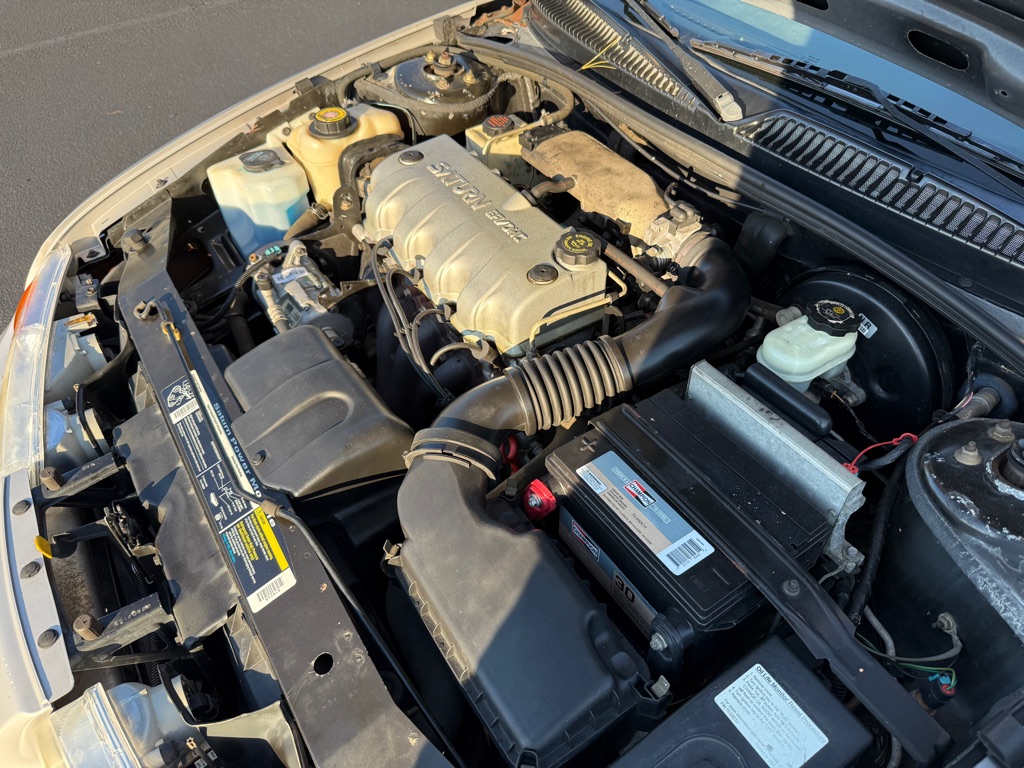 Photo 23 of this SATURN SL1