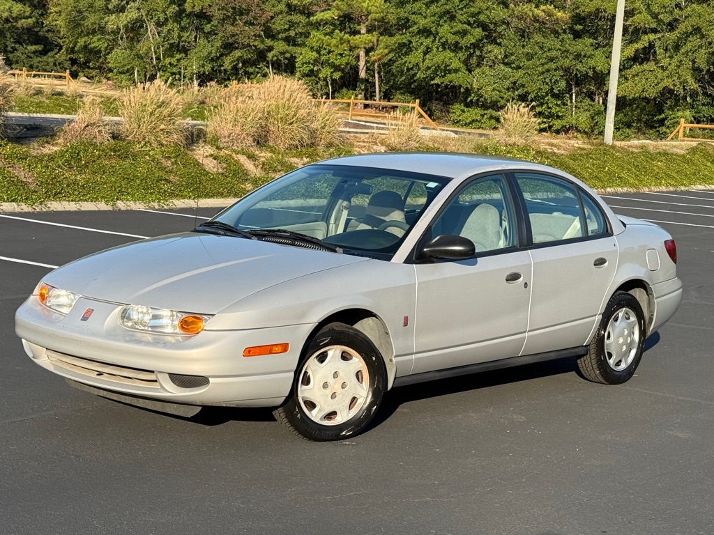 Photo 3 of this SATURN SL1