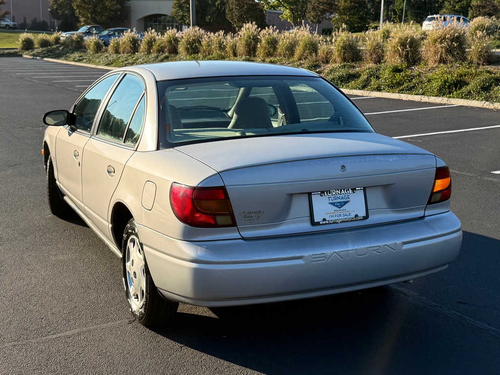 Photo 8 of this SATURN SL1