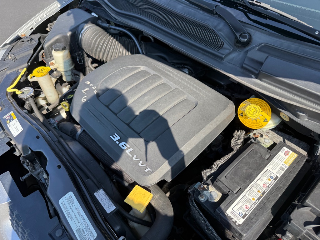 Photo 31 of this DODGE GRAND CARAVAN