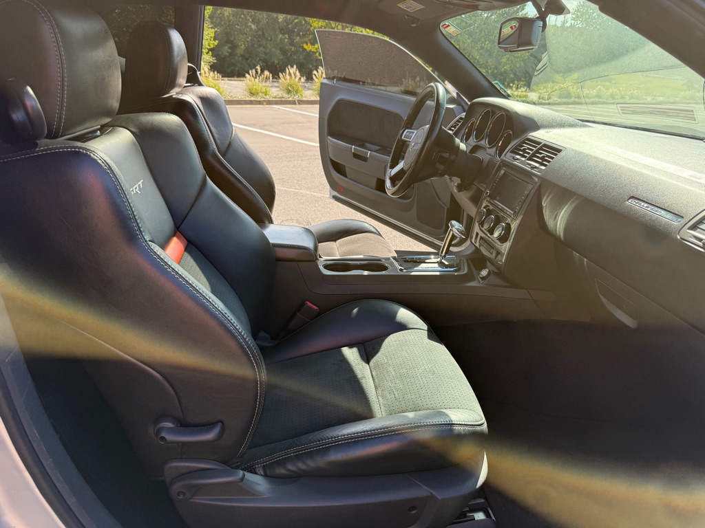 Photo 23 of this DODGE CHALLENGER