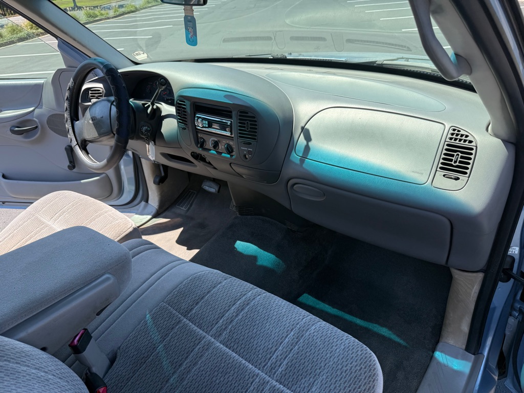 Photo 15 of this FORD F150