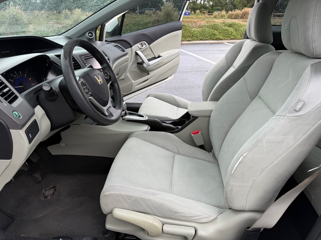 Photo 11 of this HONDA CIVIC