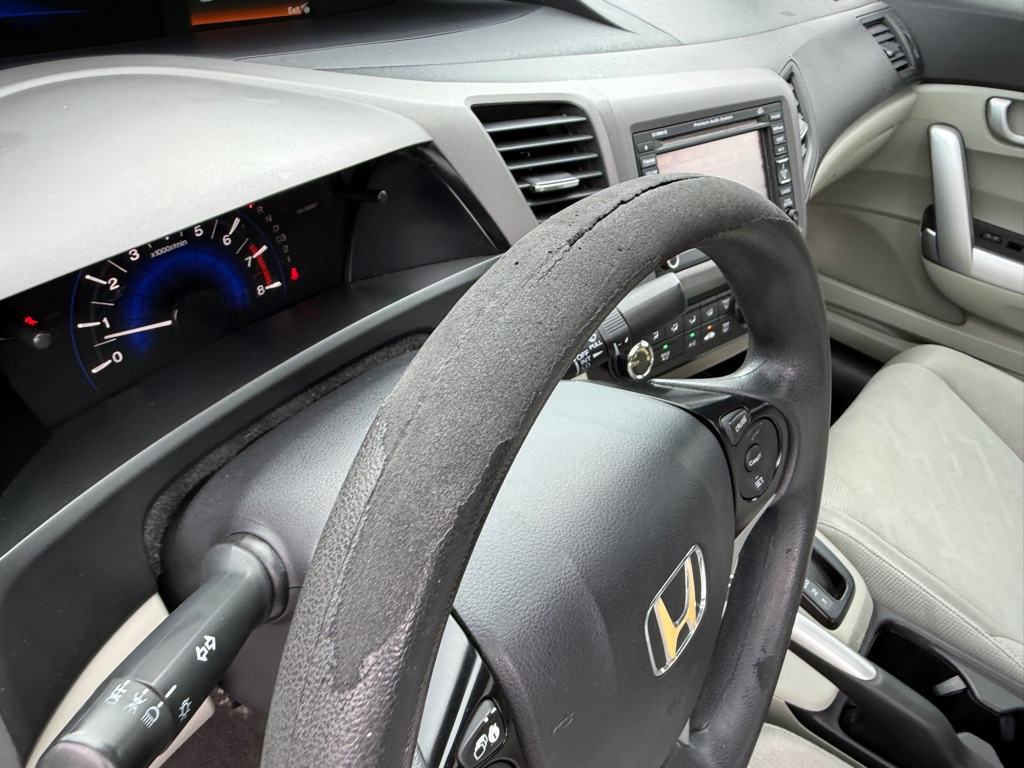Photo 38 of this HONDA CIVIC