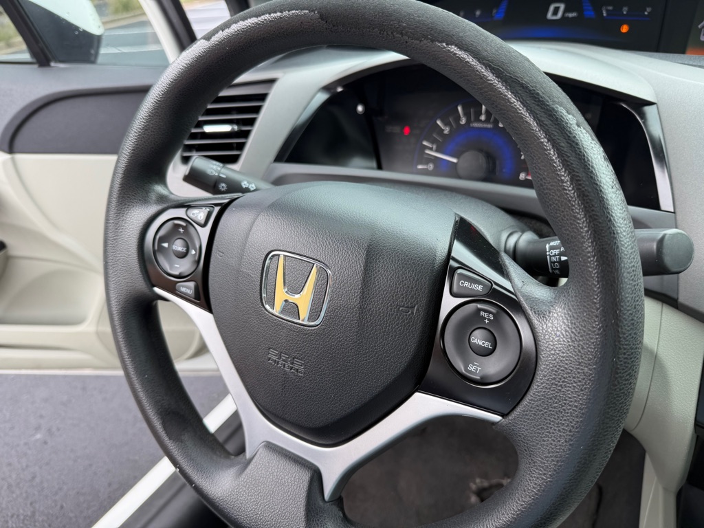 Photo 23 of this HONDA CIVIC