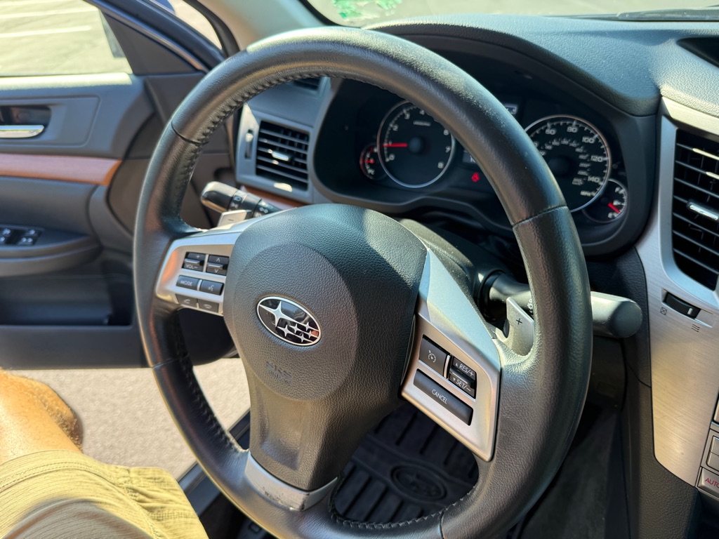 Photo 23 of this SUBARU OUTBACK